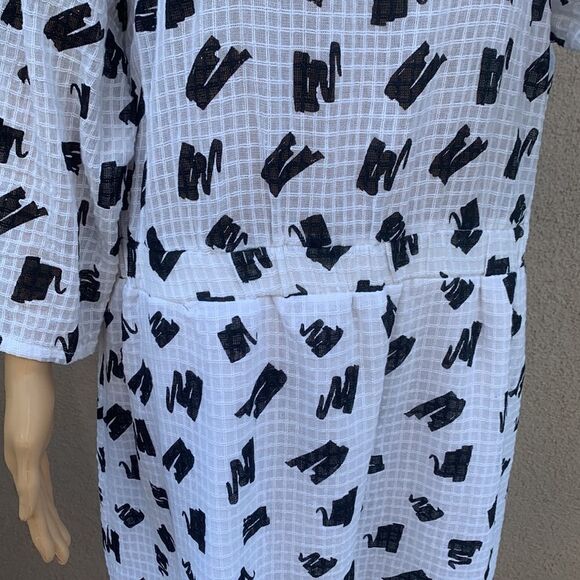 ASOS Made India White Black Scoop Neck 3/4 Sleeves Elastic Waist Keyhole Dress - Picture 5 of 11